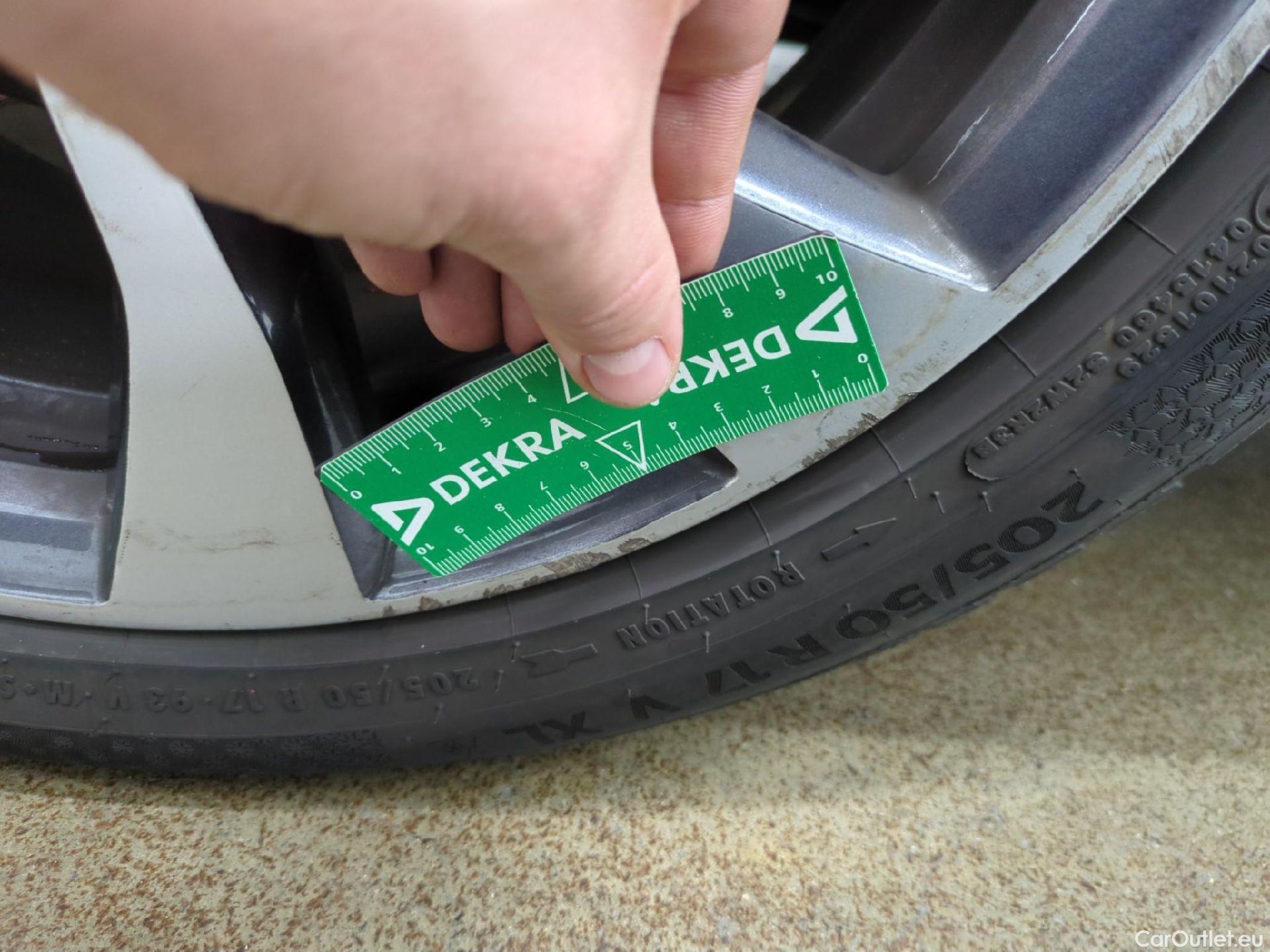  Renault  Megane  IV Berline 5 ptes. Techno 1.5 dCi 115CV BVA7 E6d #10