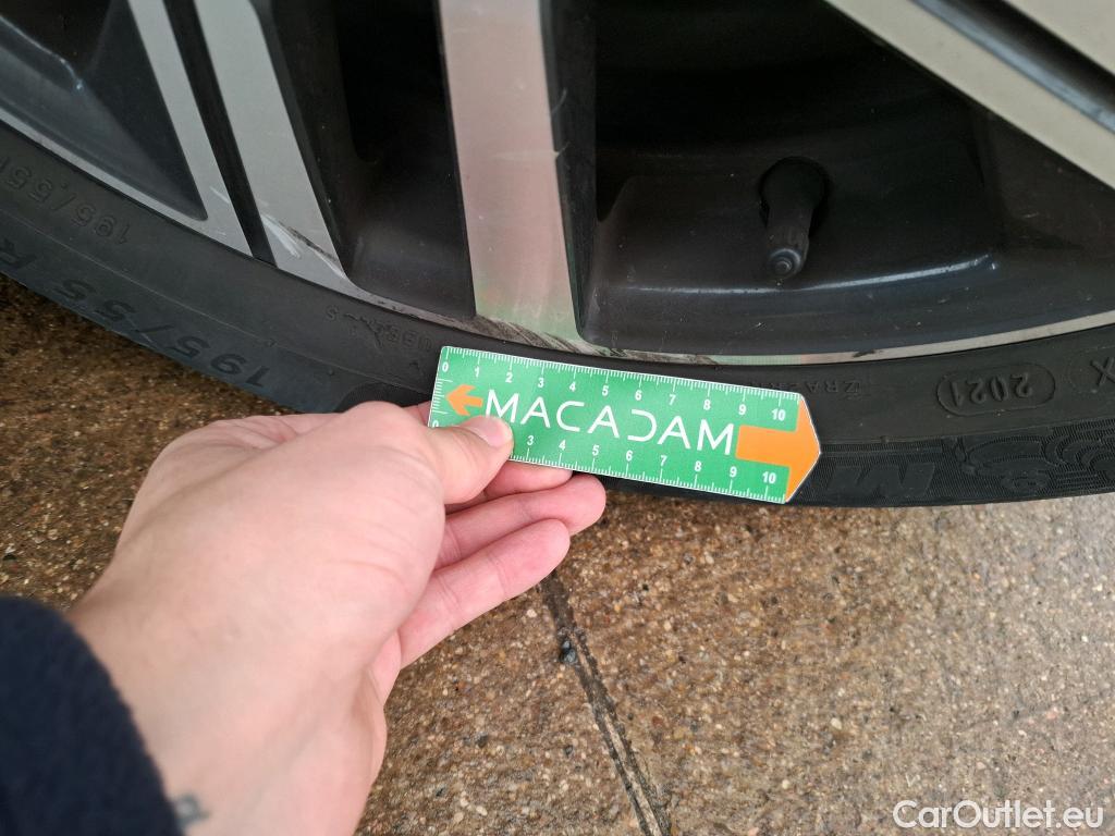  Peugeot  208  Allure Business 1.2 PureTech 100CV BVM6 E6d / GARANTIE STELLANTIS 10 ANS VOIR PHOTO 2 #12