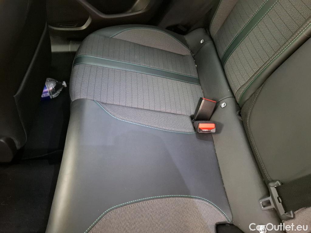  Peugeot  2008  Allure Pack 1.5 HDi 110CV BVM6 E6d #12