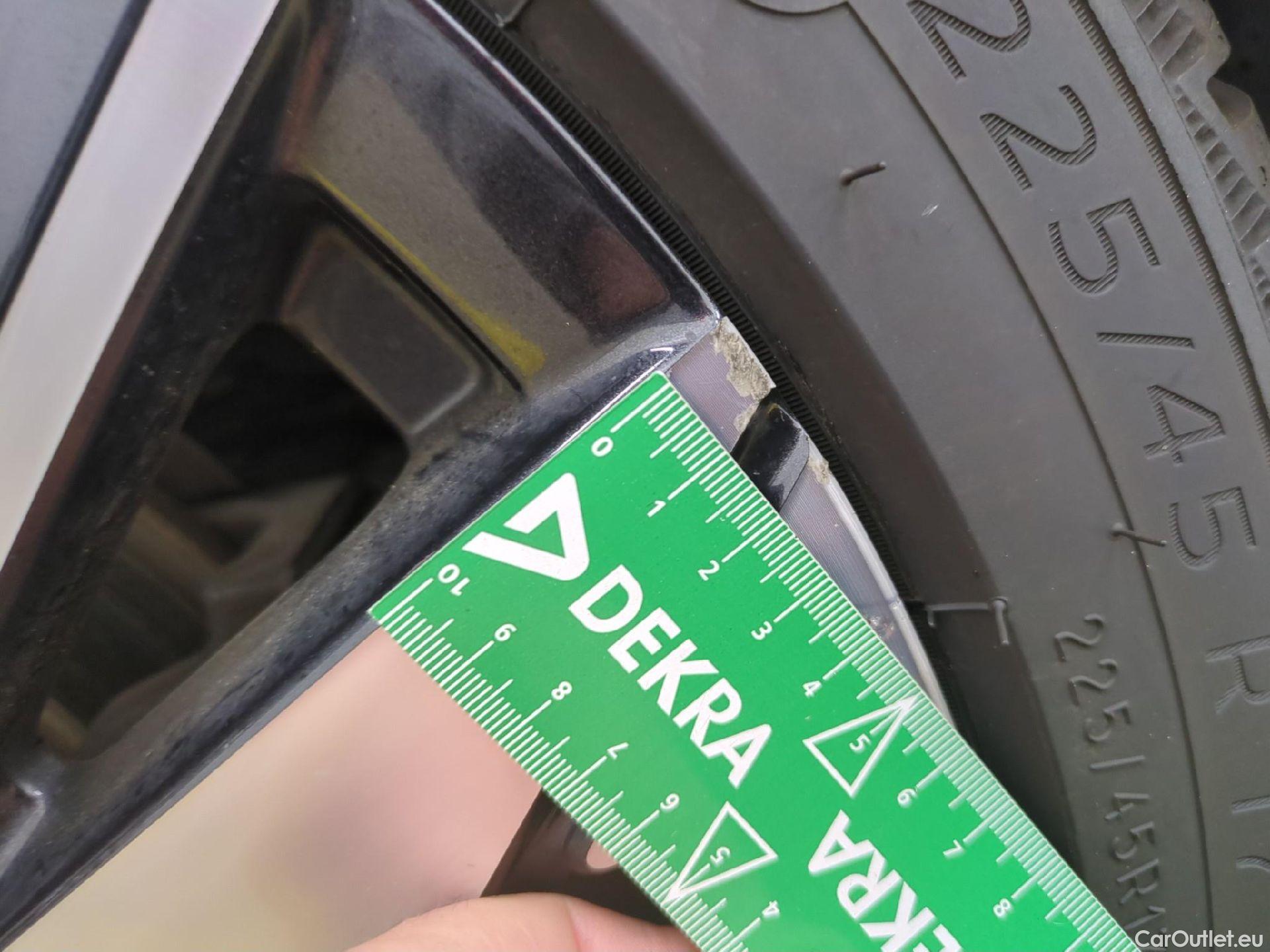  Peugeot  308  SW Allure 1.5 HDi 130CV BVA8 E6d #14