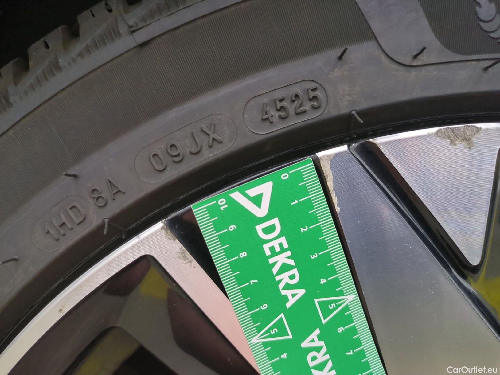  Peugeot  308  SW Allure 1.5 HDi 130CV BVA8 E6d #10