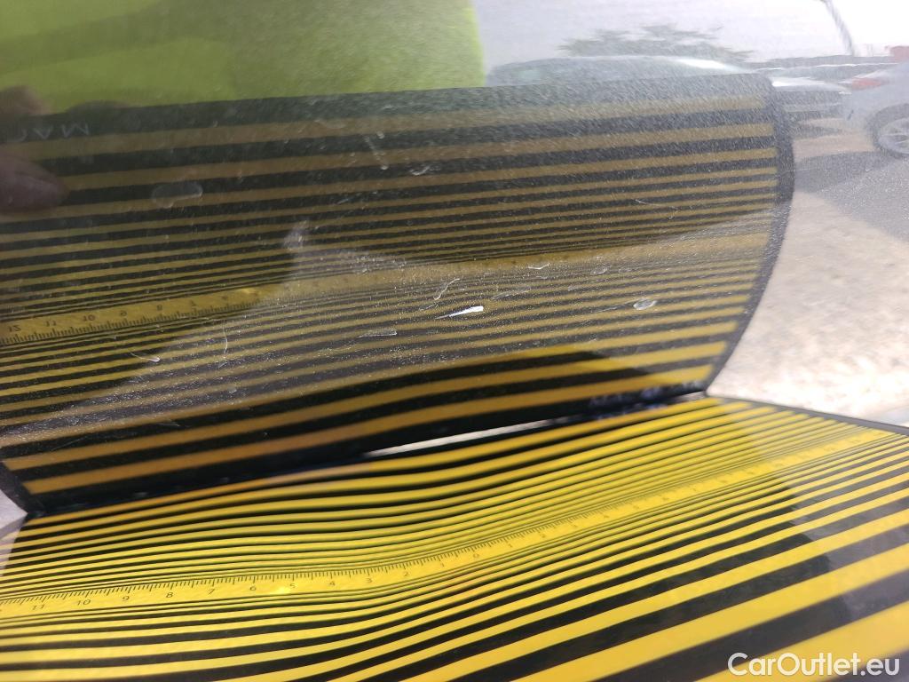  KIA  Niro KIA  crossover 1.6 GDi HEV 141 CV Drive #2