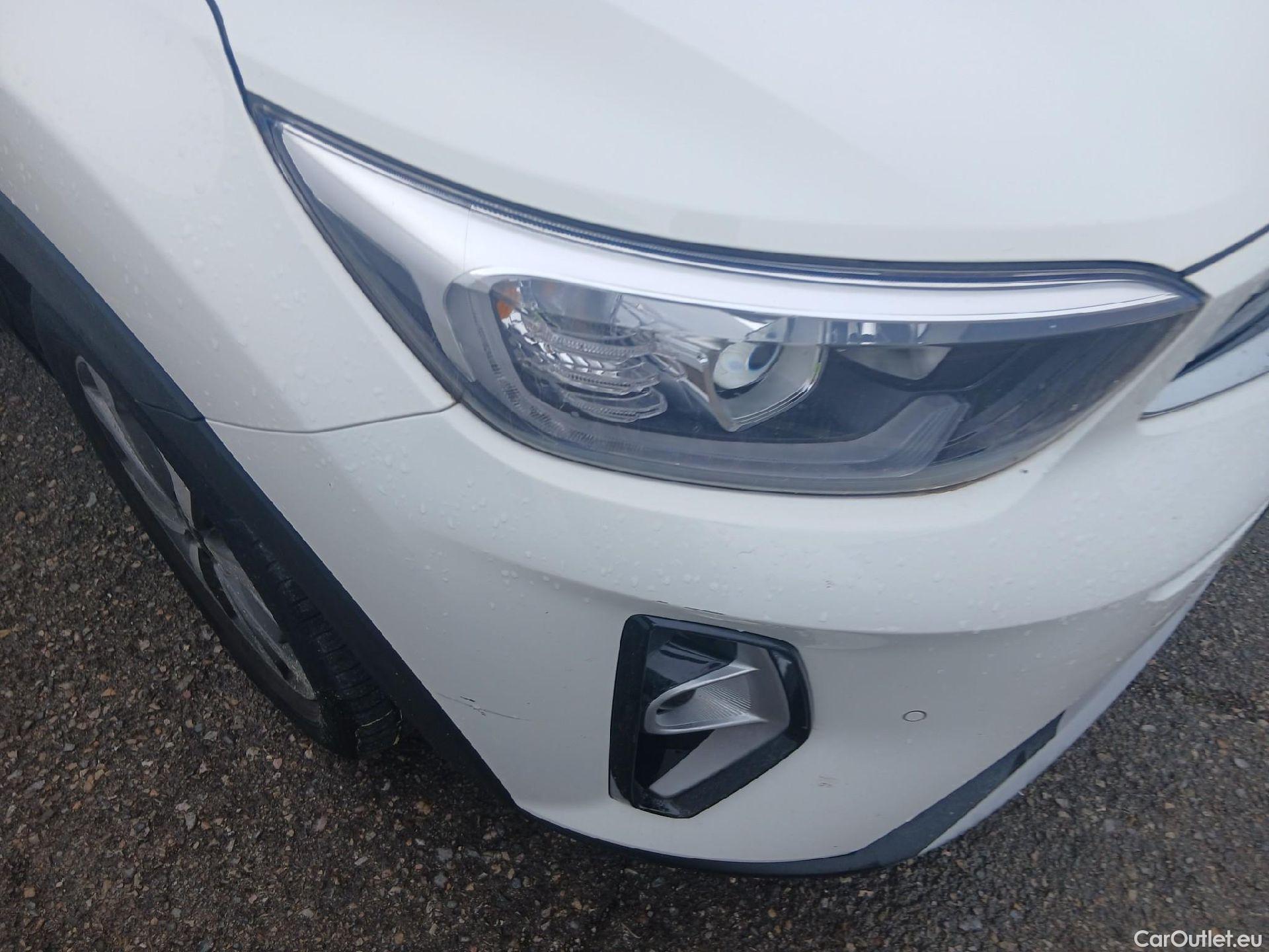  KIA  STONIC KIA  / 2017 / 5P / todoterreno 1.0 T-GDi 74kW (100CV) MHEV iMT Drive #1