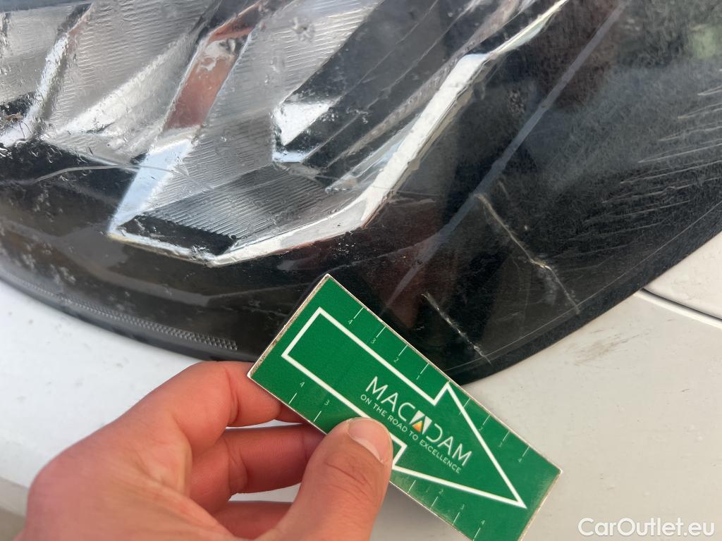  Peugeot  2008 PEUGEOT  / 2019 / 5P / todoterreno Allure Pack BlueHDI 81kW (110CV) (AC) #2