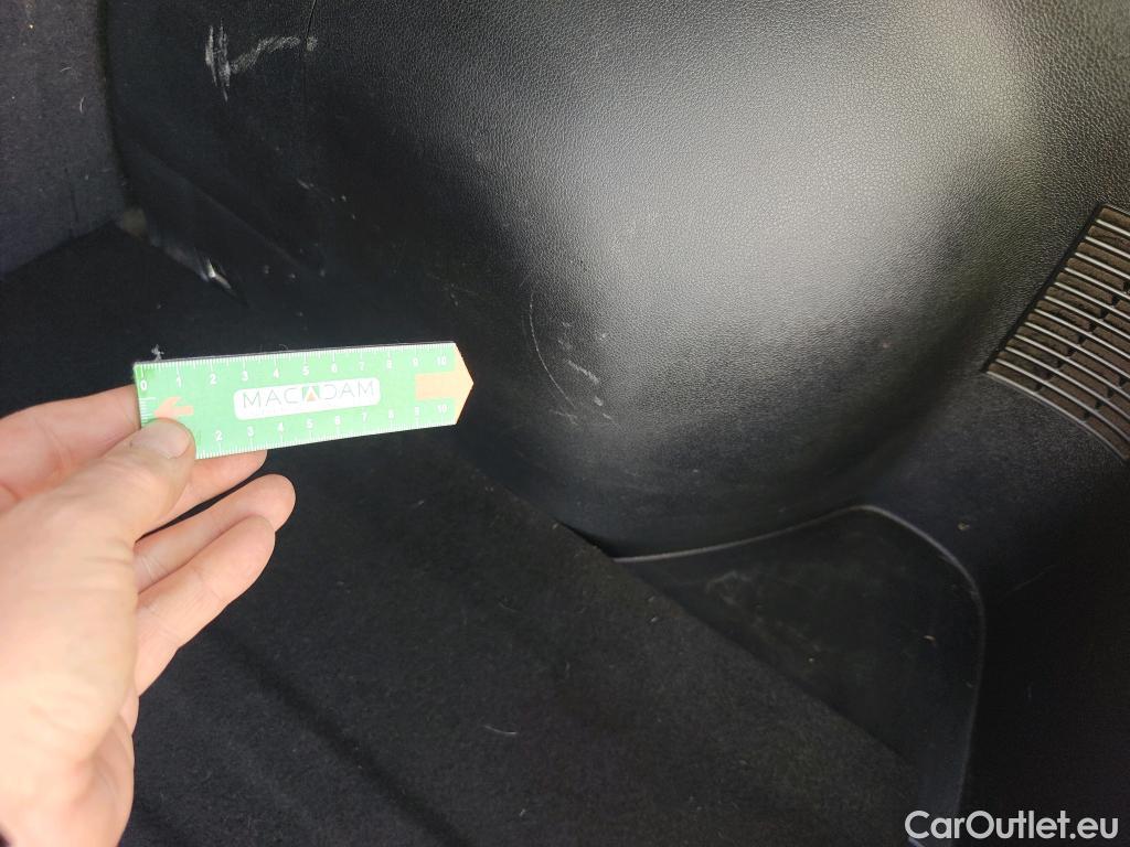  KIA  Niro KIA  crossover 1.6 GDi HEV 141 CV Drive #12