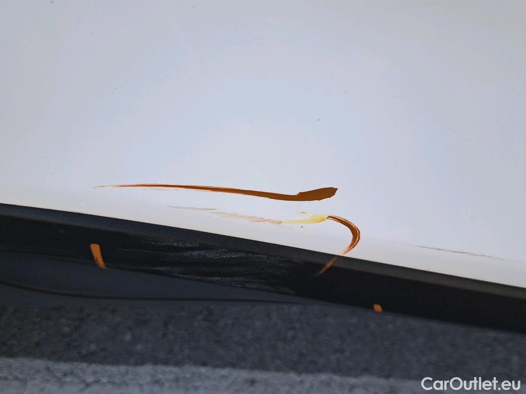  KIA  STONIC KIA  / 2017 / 5P / todoterreno 1.0 T-GDi 88kW (120CV) MHEV iMT Drive #8