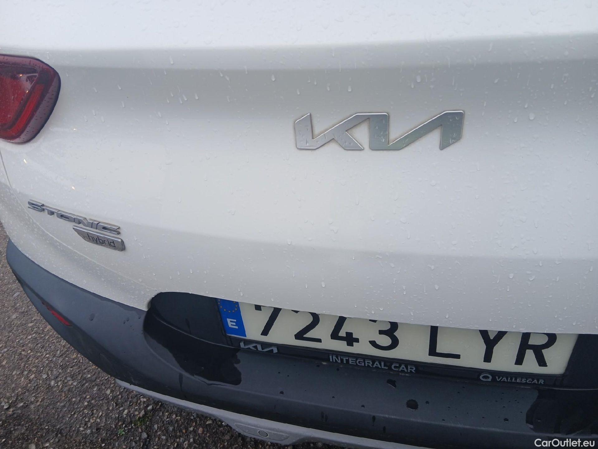  KIA  STONIC KIA  / 2017 / 5P / todoterreno 1.0 T-GDi 74kW (100CV) MHEV iMT Drive #9