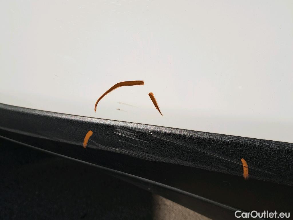  KIA  STONIC KIA  / 2017 / 5P / todoterreno 1.0 T-GDi 88kW (120CV) MHEV iMT Drive #46