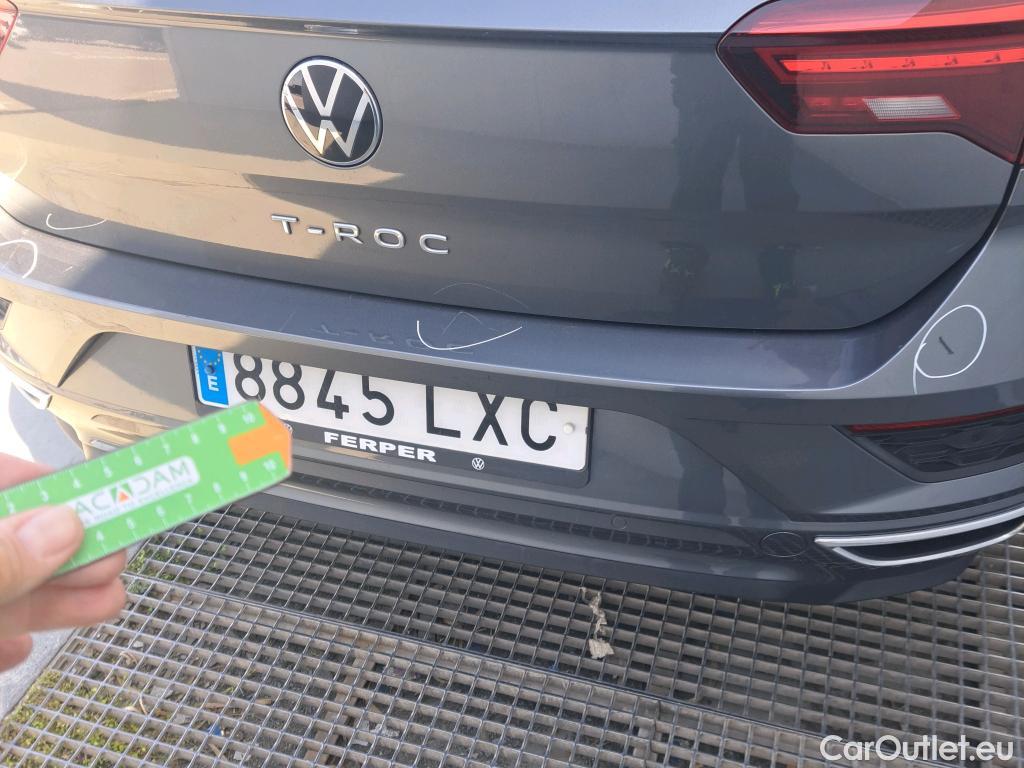  Volkswagen  T-ROC VOLKSWAGEN  / 2017 / 5P / todoterreno Advance R-Line 1.5 TSI 110kW (150CV) DSG #17