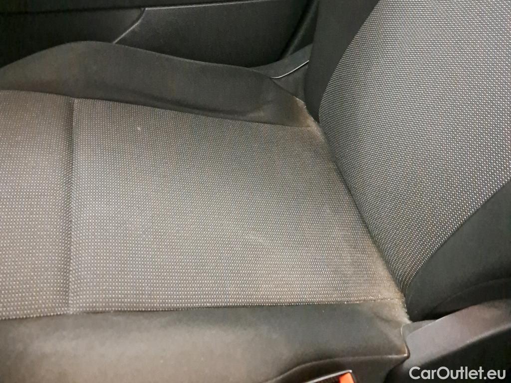  Peugeot  RIFTER PEUGEOT  / 2018 / 5P / monovolumen compacto Active Pack Standard BlueHDi 73kW #37