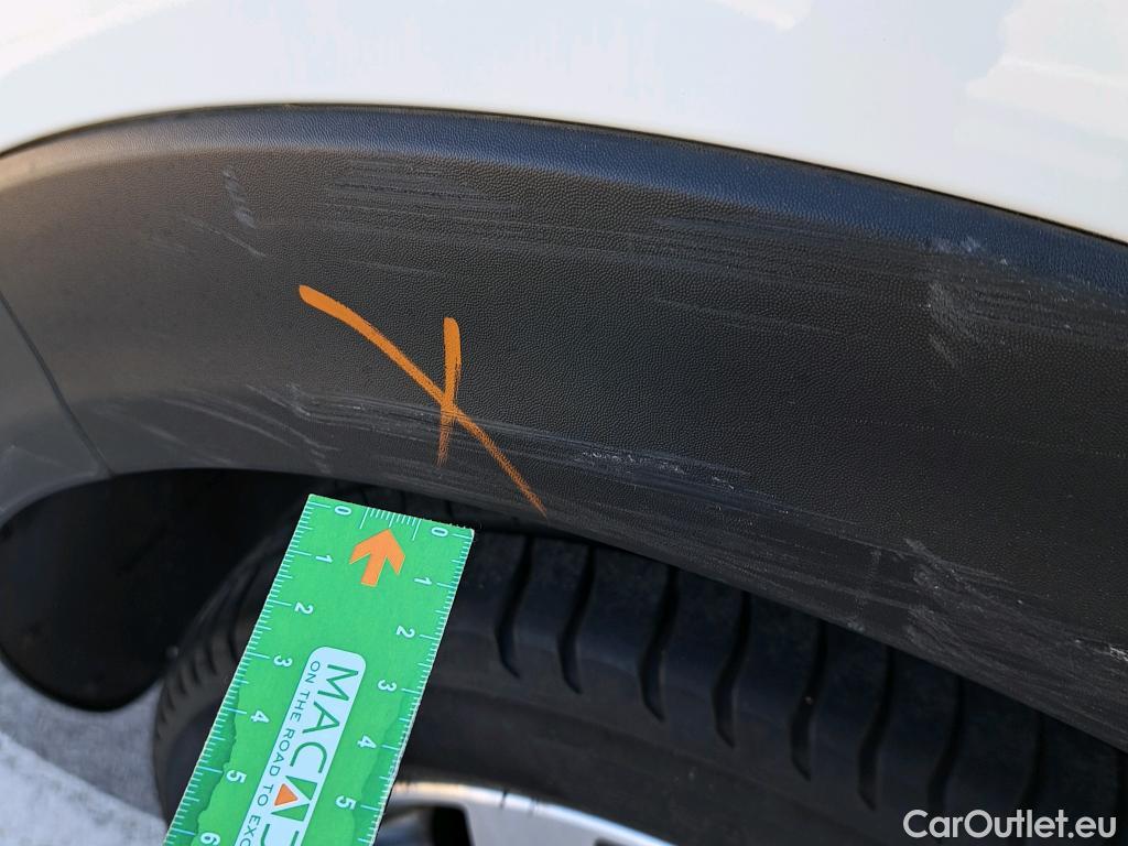  KIA  STONIC KIA  / 2017 / 5P / todoterreno 1.0 T-GDi 88kW (120CV) MHEV iMT Drive #34