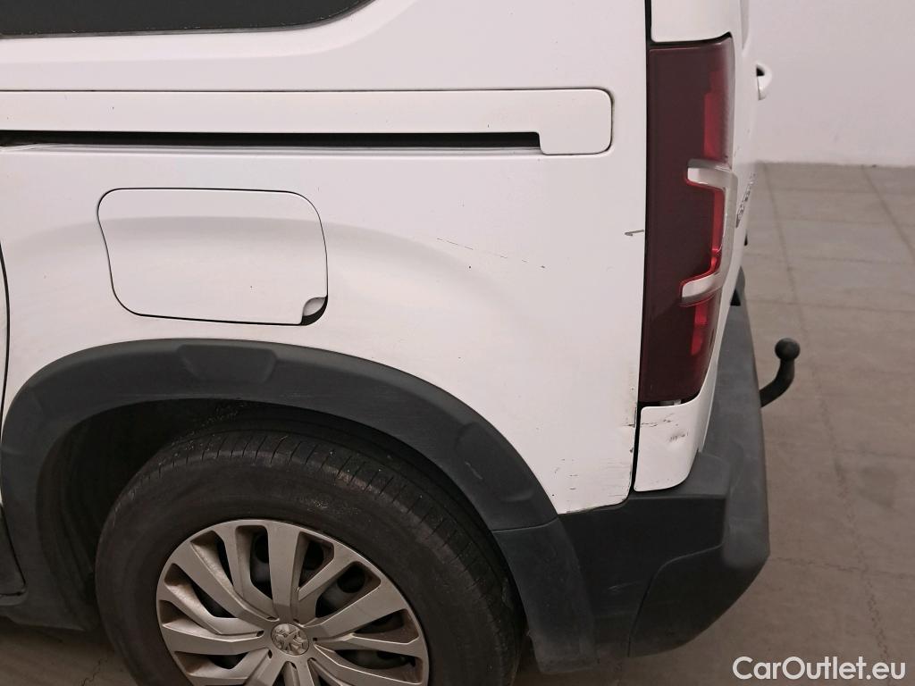  Peugeot  RIFTER PEUGEOT  / 2018 / 5P / monovolumen compacto Active Pack Standard BlueHDi 73kW #9