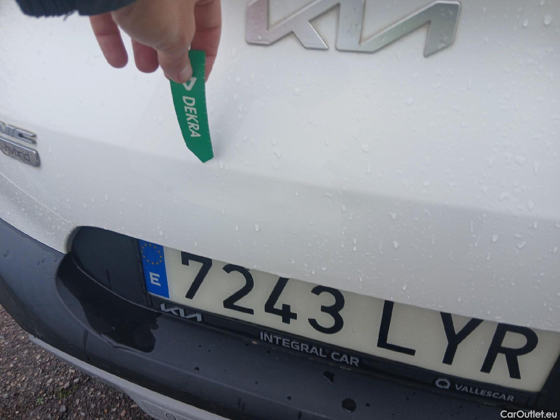  KIA  STONIC KIA  / 2017 / 5P / todoterreno 1.0 T-GDi 74kW (100CV) MHEV iMT Drive #10