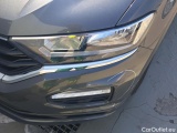  Volkswagen  T-ROC VOLKSWAGEN  / 2017 / 5P / todoterreno Advance R-Line 1.5 TSI 110kW (150CV) DSG #17