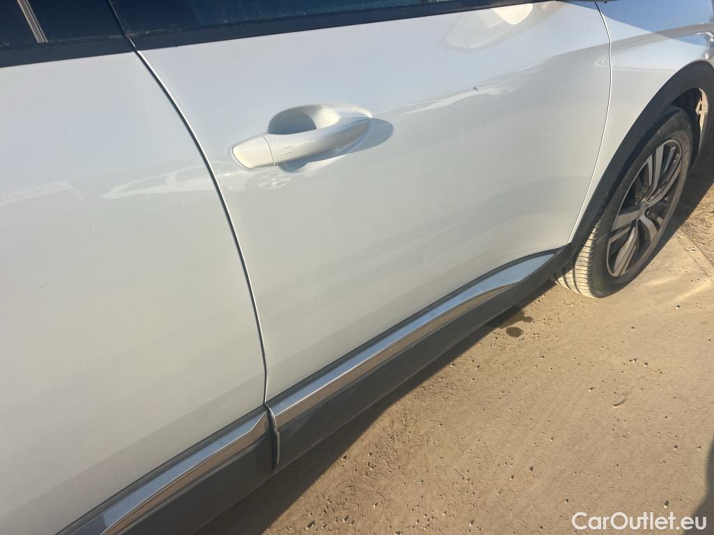  Peugeot  3008 PEUGEOT  / 2020 / 5P / todoterreno 1.5 BlueHDi 96kW S&S Allure Pack EAT8 #1