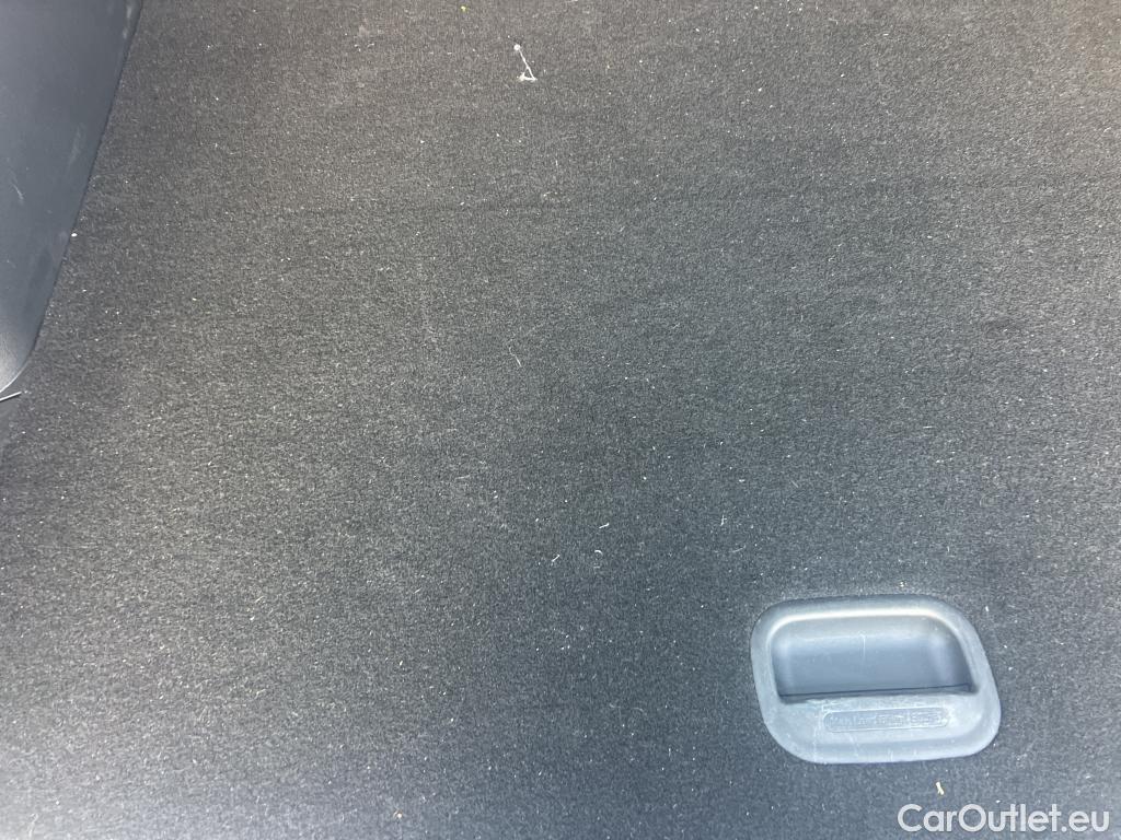  KIA  Sportage KIA  / 2022 / 5P / todoterreno 1.6 T-GDi HEV 171kW (230CV) Tech 4X2 #7