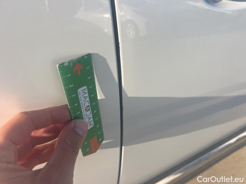  Peugeot  3008 PEUGEOT  / 2020 / 5P / todoterreno 1.5 BlueHDi 96kW S&S Allure Pack EAT8 #3