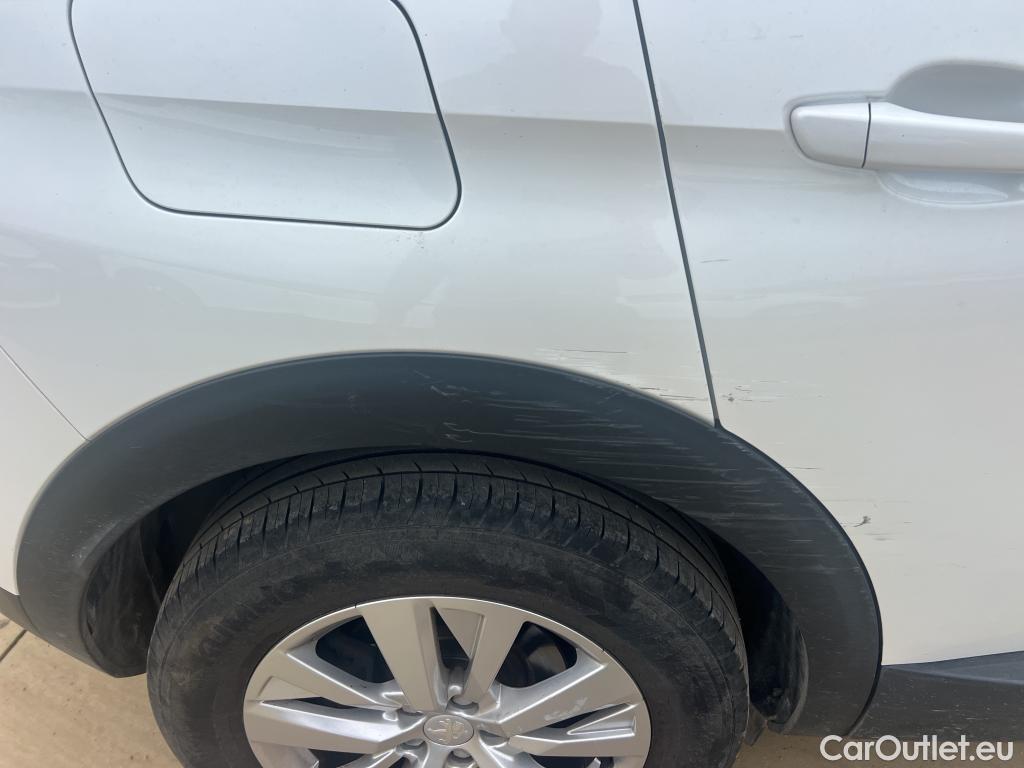  Peugeot  3008 PEUGEOT  / 2020 / 5P / todoterreno 1.2 PureTech 96KW S&S Active Pack EAT8 #10