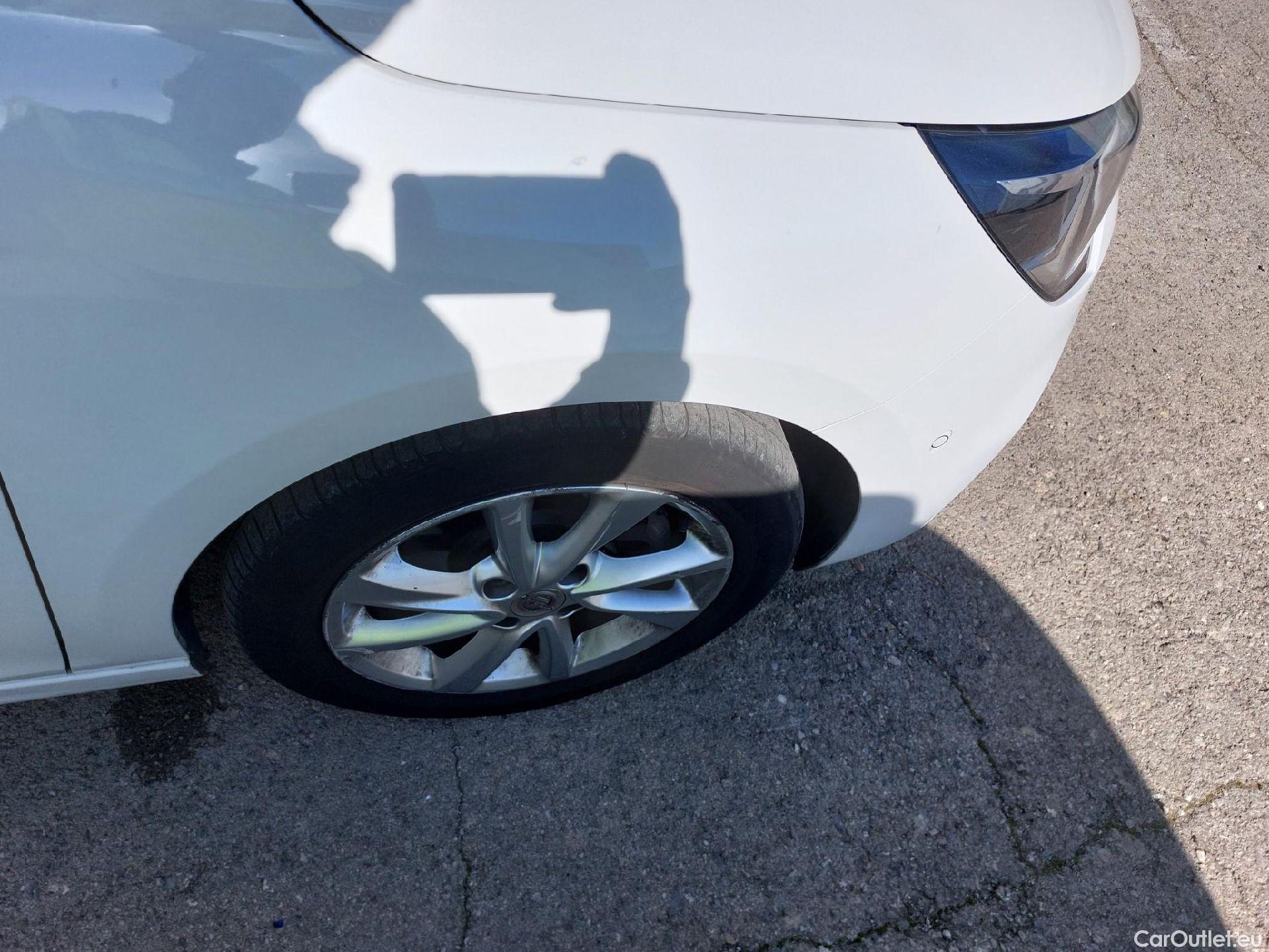  Opel  Corsa OPEL  1.2T XHL 74kW (100CV) Elegance #22