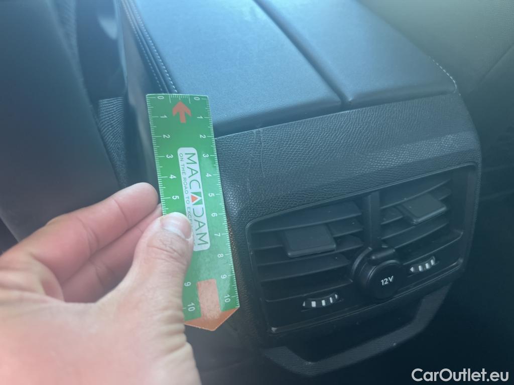  Peugeot  3008 PEUGEOT  / 2020 / 5P / todoterreno 1.5 BlueHDi 96kW S&S Allure Pack EAT8 #11