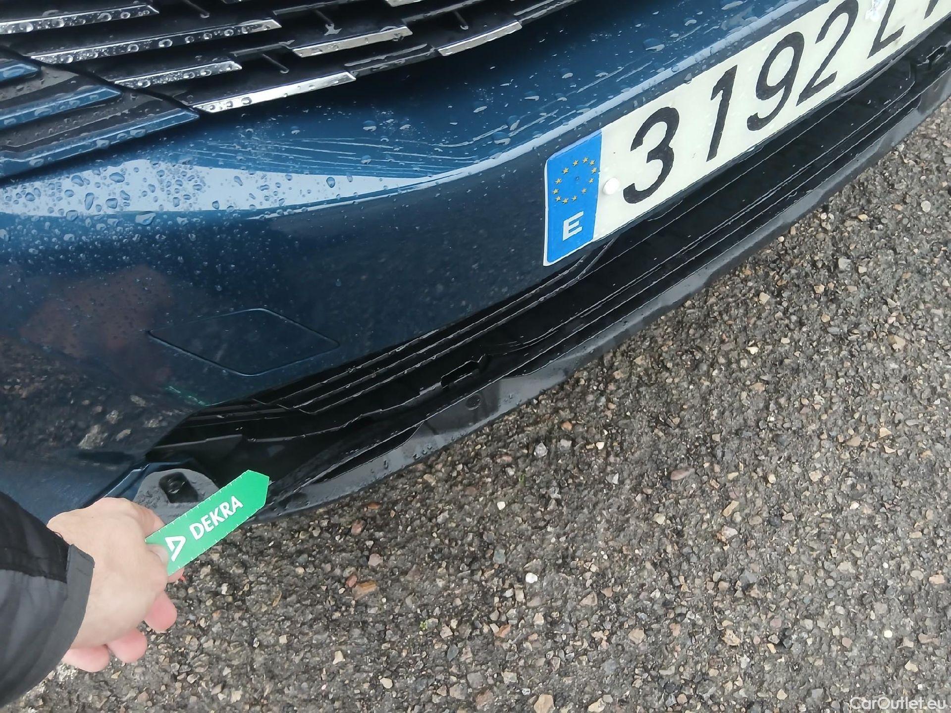  Peugeot  3008 PEUGEOT  / 2020 / 5P / todoterreno 1.5 BlueHDi 96kW (130CV) S&S Allure #3