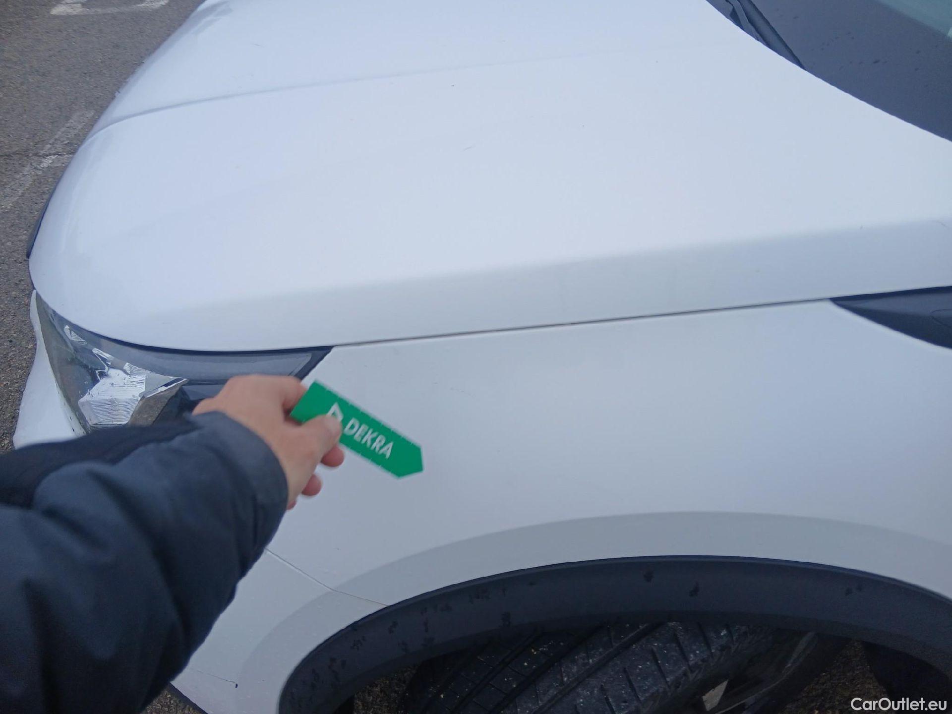  Peugeot  2008 PEUGEOT  / 2019 / 5P / todoterreno Allure BlueHDI 81kW (110CV) #6