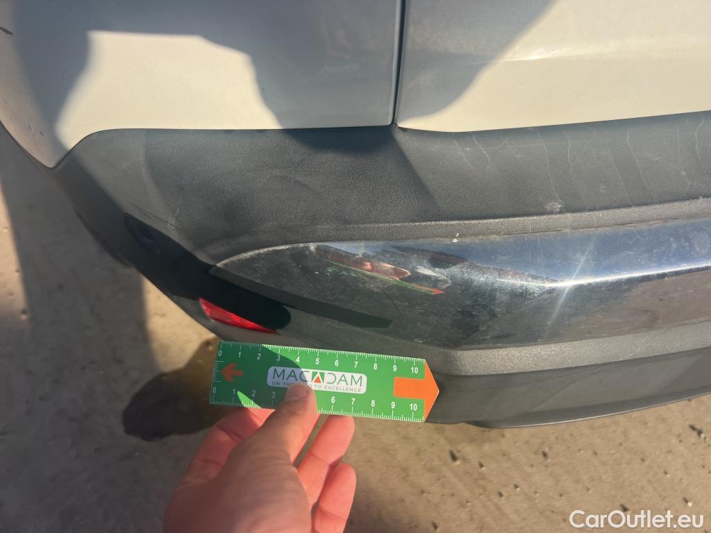  Peugeot  3008 PEUGEOT  / 2020 / 5P / todoterreno 1.5 BlueHDi 96kW S&S Allure Pack EAT8 #29