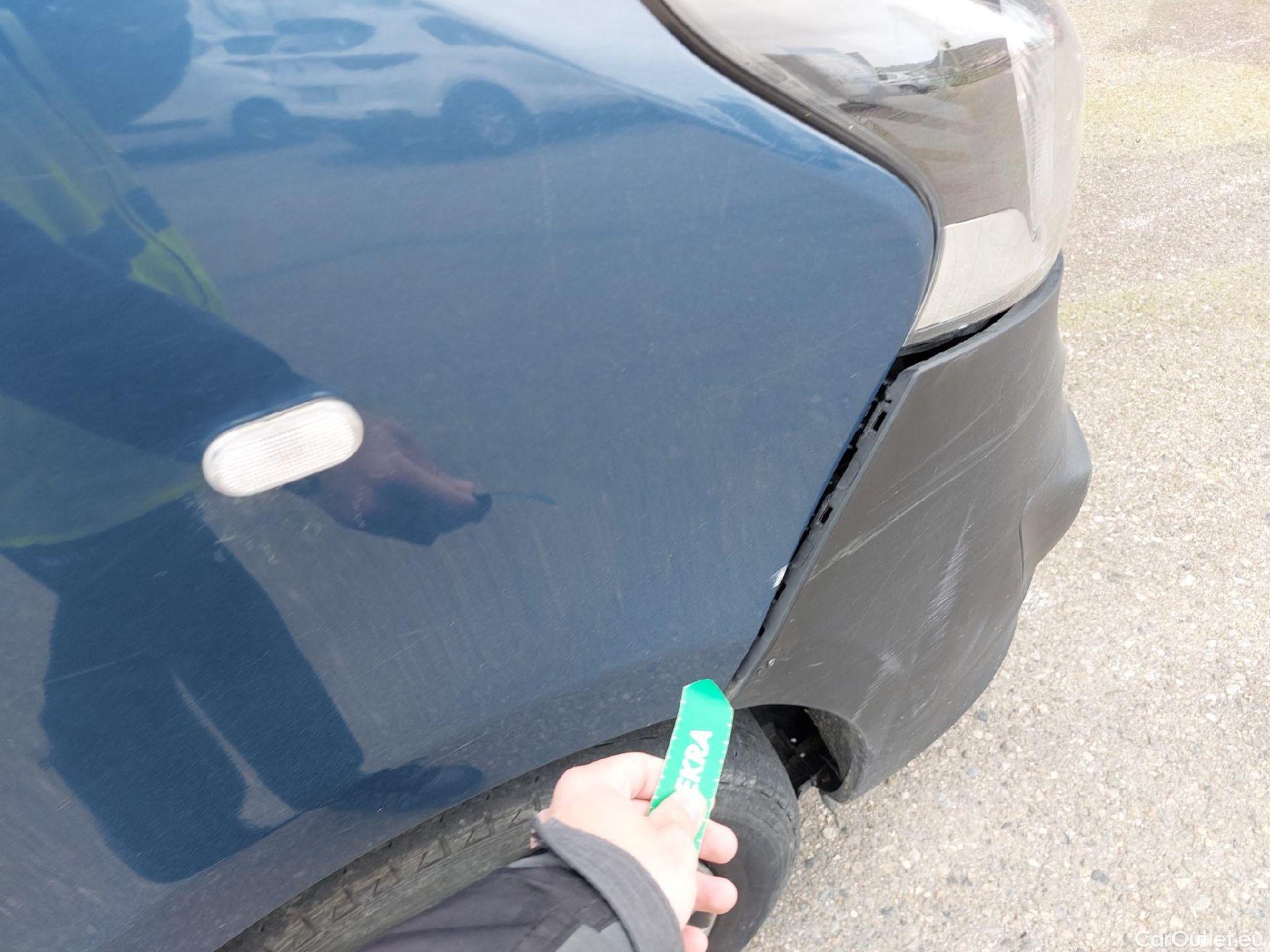  Opel  Vivaro OPEL  / 2014 / 4P / combi 1.6CDTI S/S 92kW (125CV) L2 2.9t Combi-9 **RL 20/04/26 VEHICULO SIN LLAVES** #24