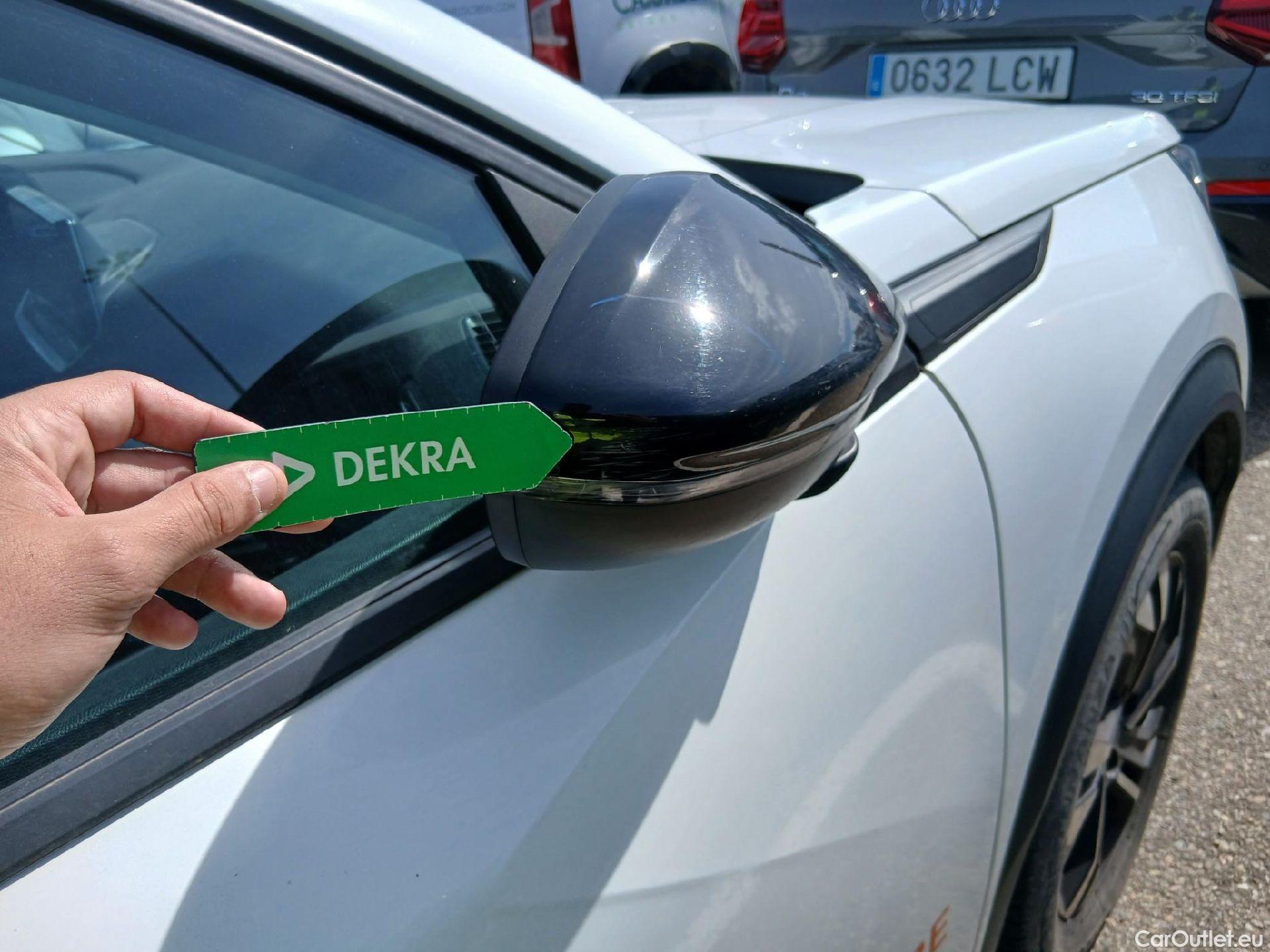  Peugeot  2008 PEUGEOT  / 2019 / 5P / todoterreno Allure BlueHDI 81kW (110CV) #15