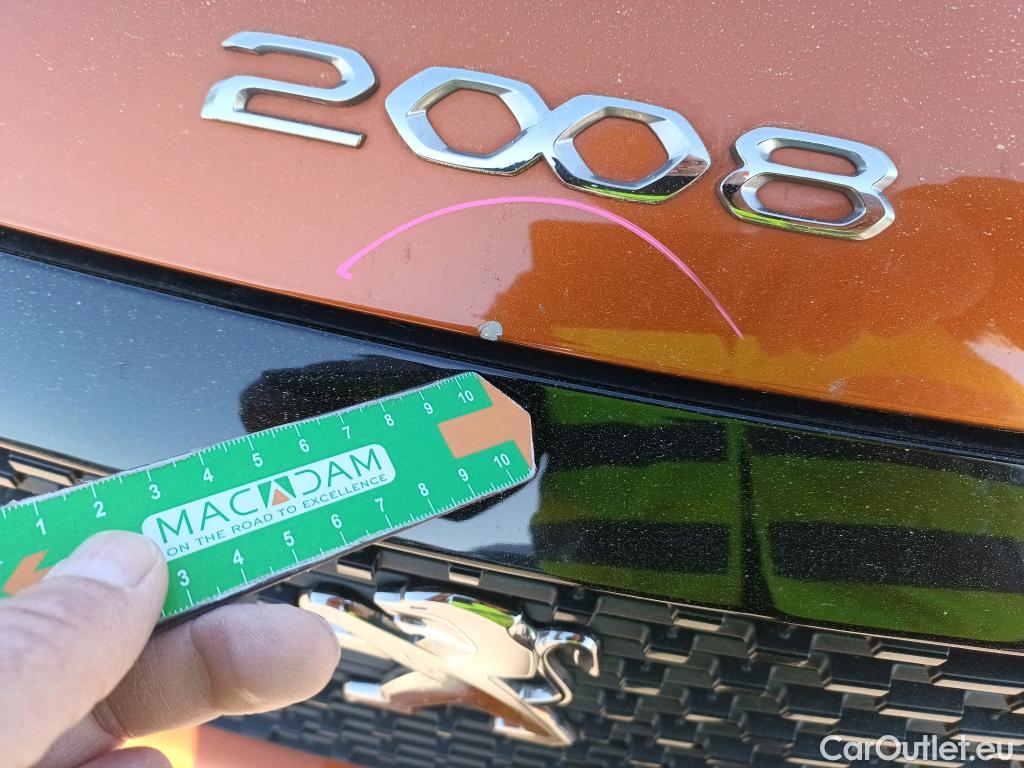  Peugeot  2008 PEUGEOT  / 2019 / 5P / todoterreno Active BlueHDI 81kW (110CV) #26