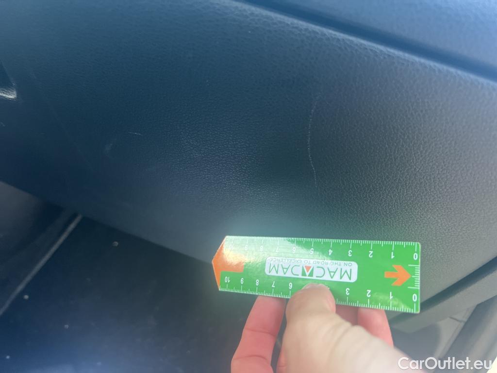  KIA  Sportage KIA  / 2022 / 5P / todoterreno 1.6 T-GDi HEV 171kW (230CV) Tech 4X2 #10