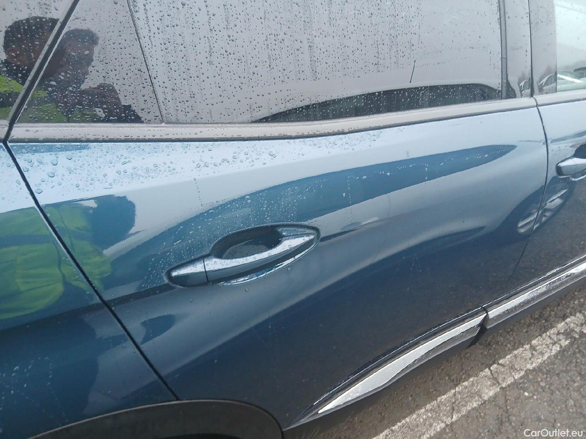  Peugeot  3008 PEUGEOT  / 2020 / 5P / todoterreno 1.5 BlueHDi 96kW (130CV) S&S Allure #18