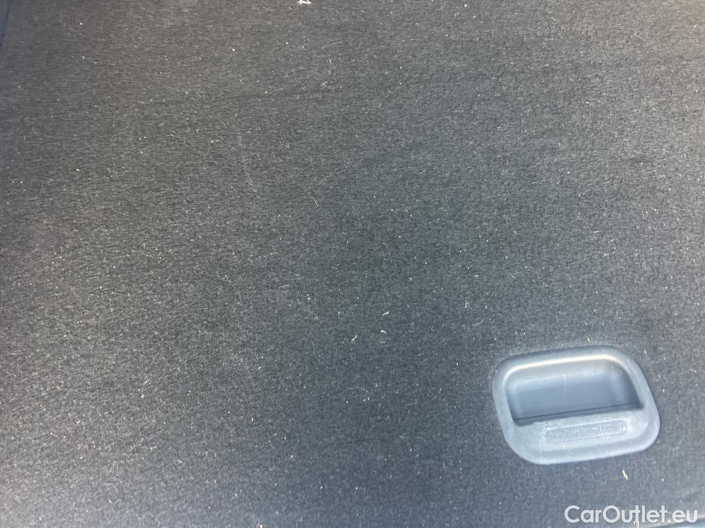  KIA  Sportage KIA  / 2022 / 5P / todoterreno 1.6 T-GDi HEV 171kW (230CV) Tech 4X2 #6