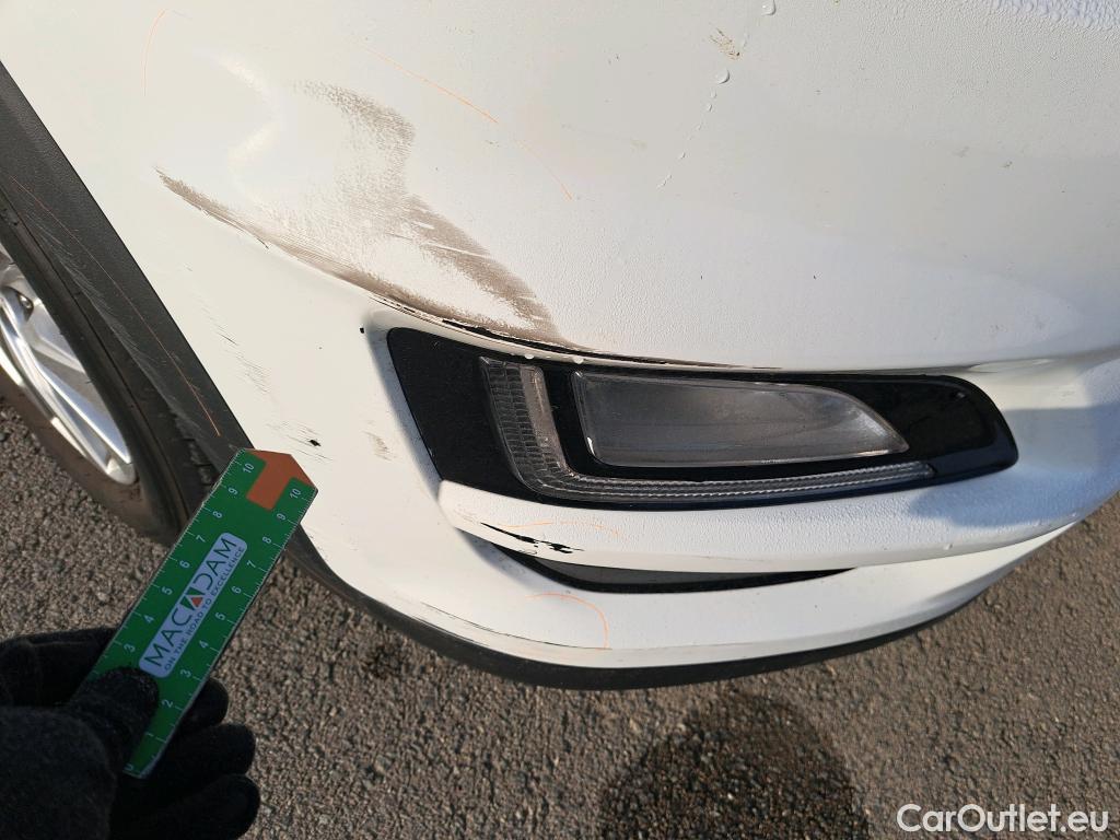  Hyundai  Tucson HYUNDAI  / 2018 / 5P / todoterreno 1.6 CRDI 85kW (116CV) 48V SLE 4X2(SP)(SL) #15