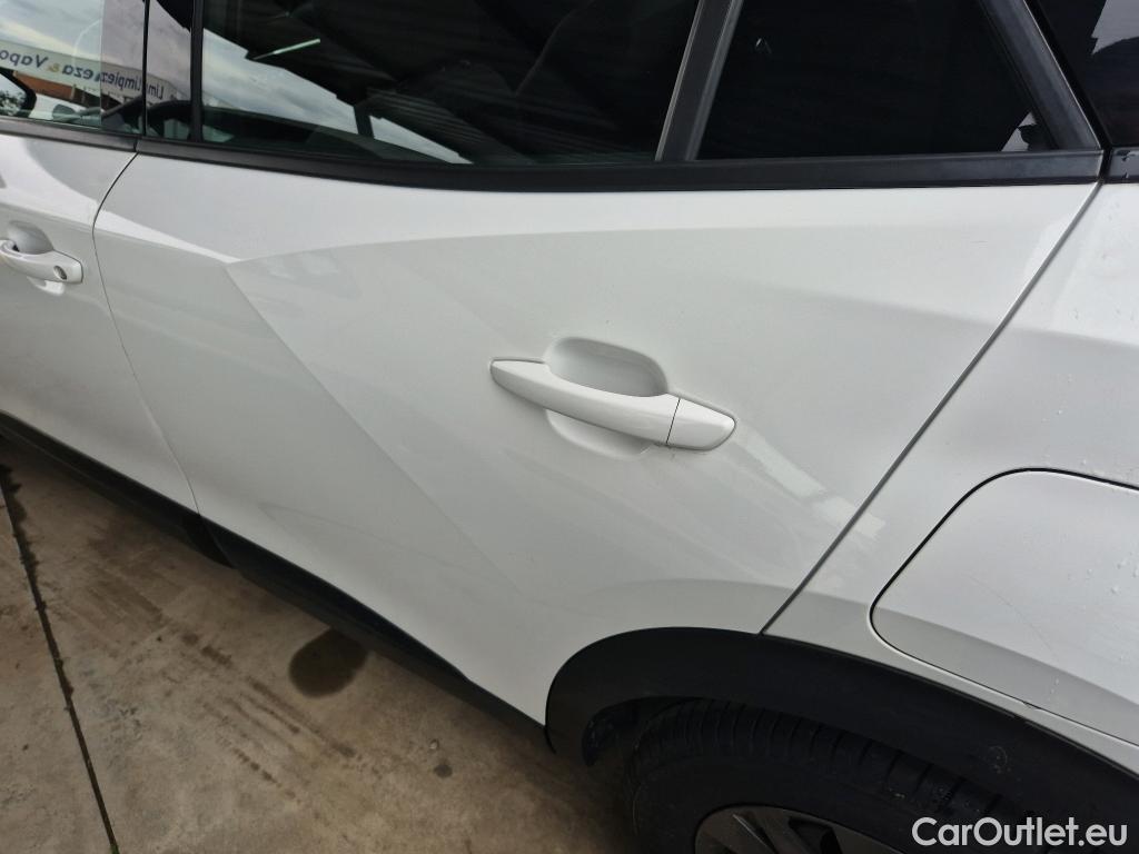  Peugeot  2008 PEUGEOT  / 2019 / 5P / todoterreno Active Pack BlueHDI 81kW (110CV) #21