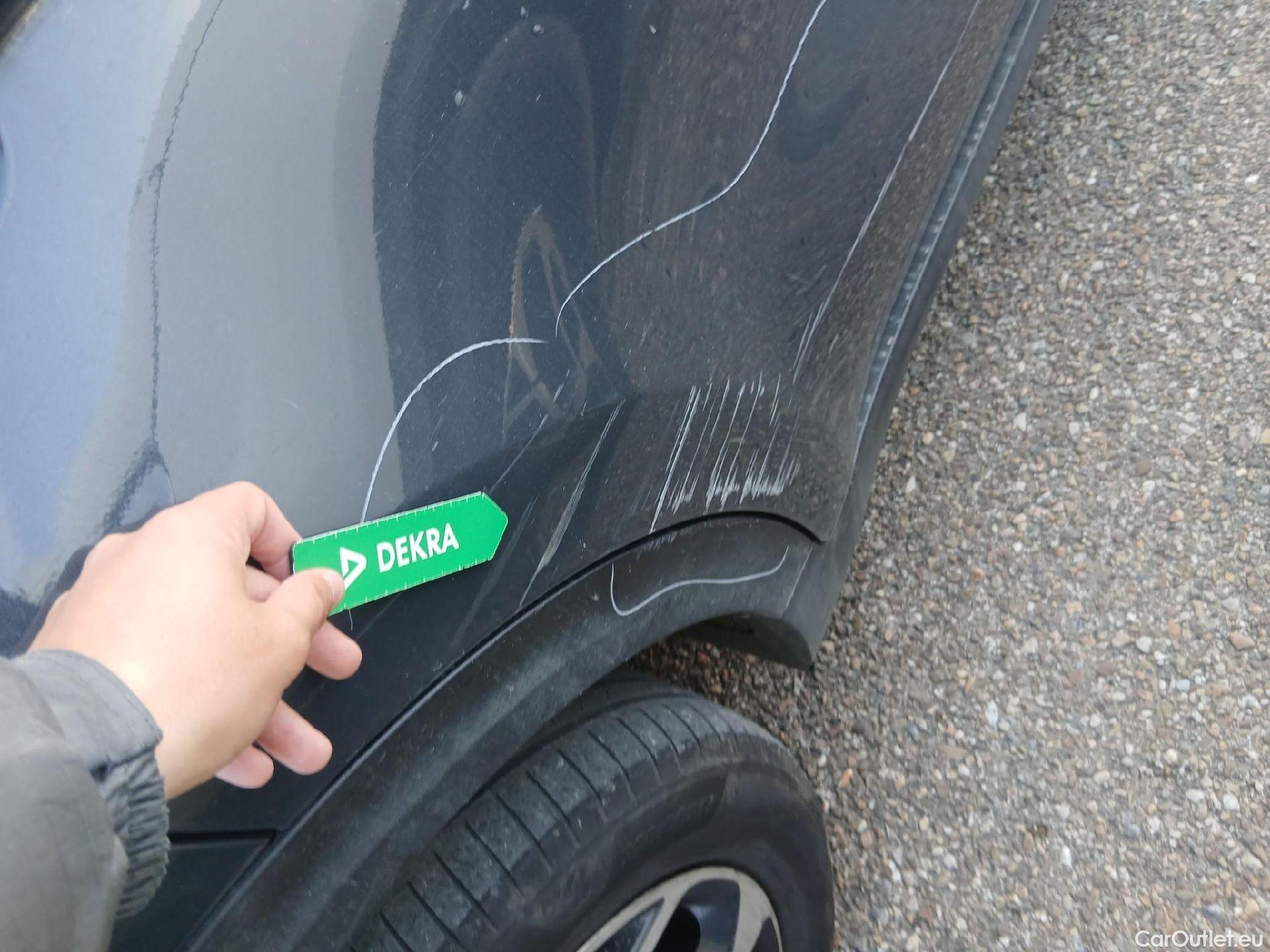  KIA  Sportage KIA  1.6MHEV Drive 100kW(136CV) 4x2(Crist Tintados)(CX) #16