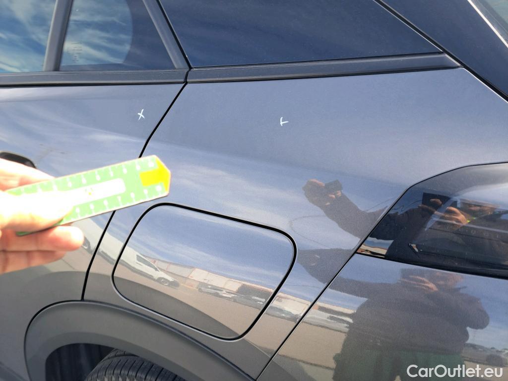  Peugeot  2008 PEUGEOT  / 2019 / 5P / todoterreno Active BlueHDI 81kW (110CV) #22