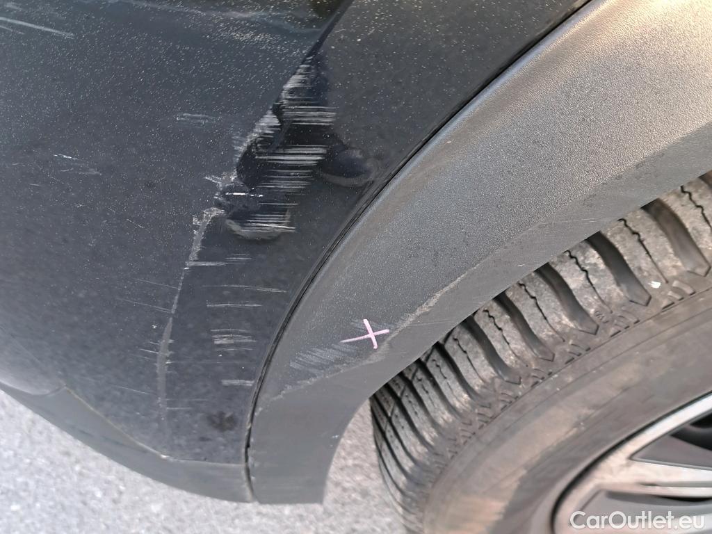  Peugeot  2008 PEUGEOT  / 2019 / 5P / todoterreno Active BlueHDI 81kW (110CV) #24