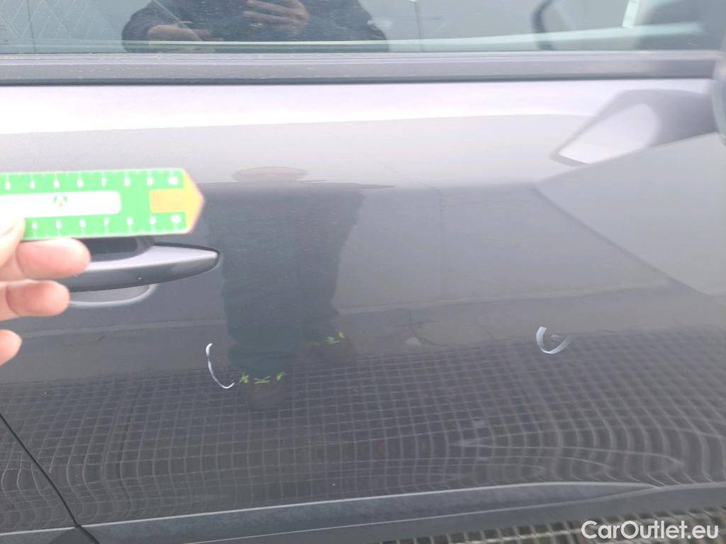  Peugeot  2008 PEUGEOT  / 2019 / 5P / todoterreno Active BlueHDI 81kW (110CV) #35