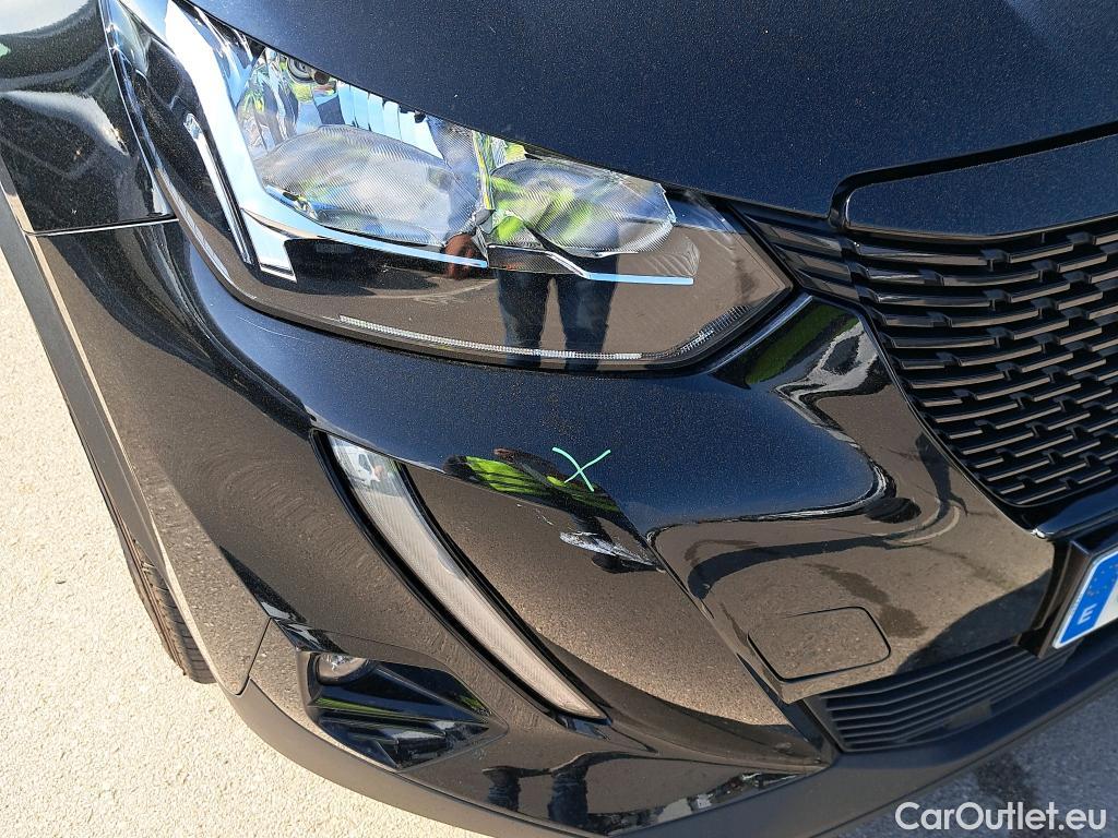  Peugeot  2008 PEUGEOT  / 2019 / 5P / todoterreno Active BlueHDI 81kW (110CV) #27