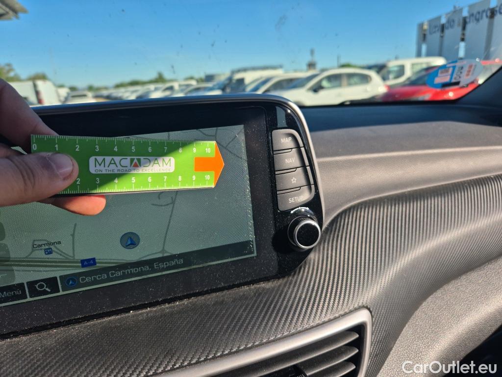  Hyundai  Tucson HYUNDAI  / 2018 / 5P / todoterreno 1.6 CRDI 85kW (116CV) 48V SLE 4X2(SP)(SL) #10