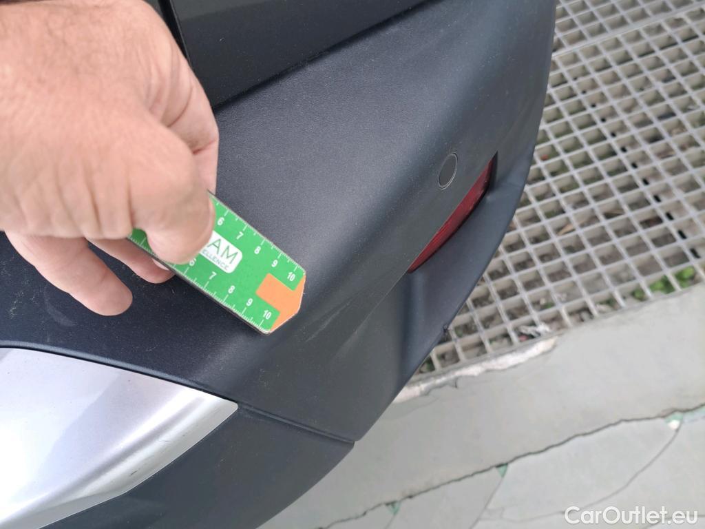  Peugeot  2008 PEUGEOT  / 2019 / 5P / todoterreno Active BlueHDI 81kW (110CV) #34