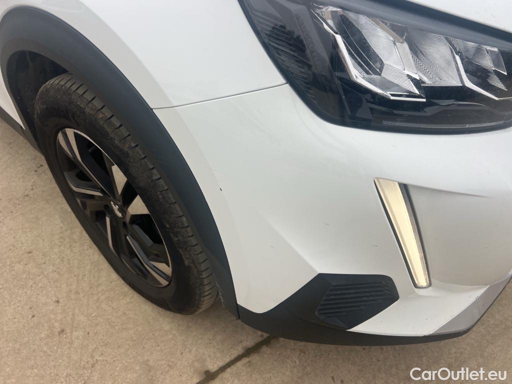  Peugeot  2008 PEUGEOT  / 2019 / 5P / todoterreno Allure BlueHDI 81kW (110CV) #18