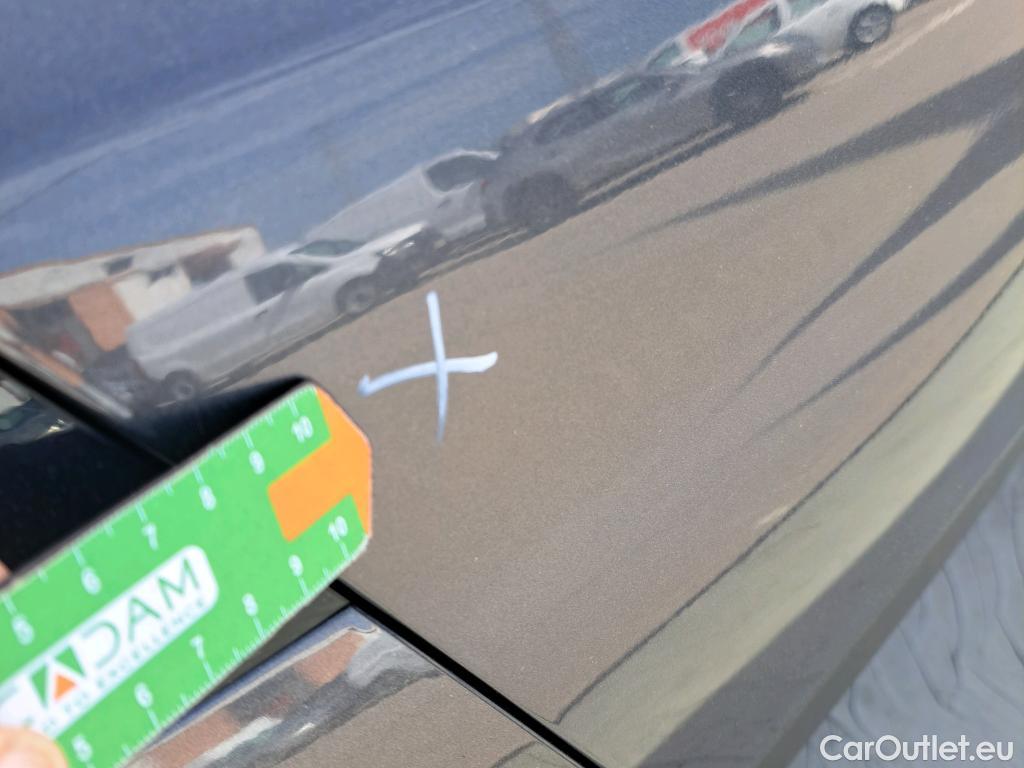  Peugeot  2008 PEUGEOT  / 2019 / 5P / todoterreno Active BlueHDI 81kW (110CV) #16