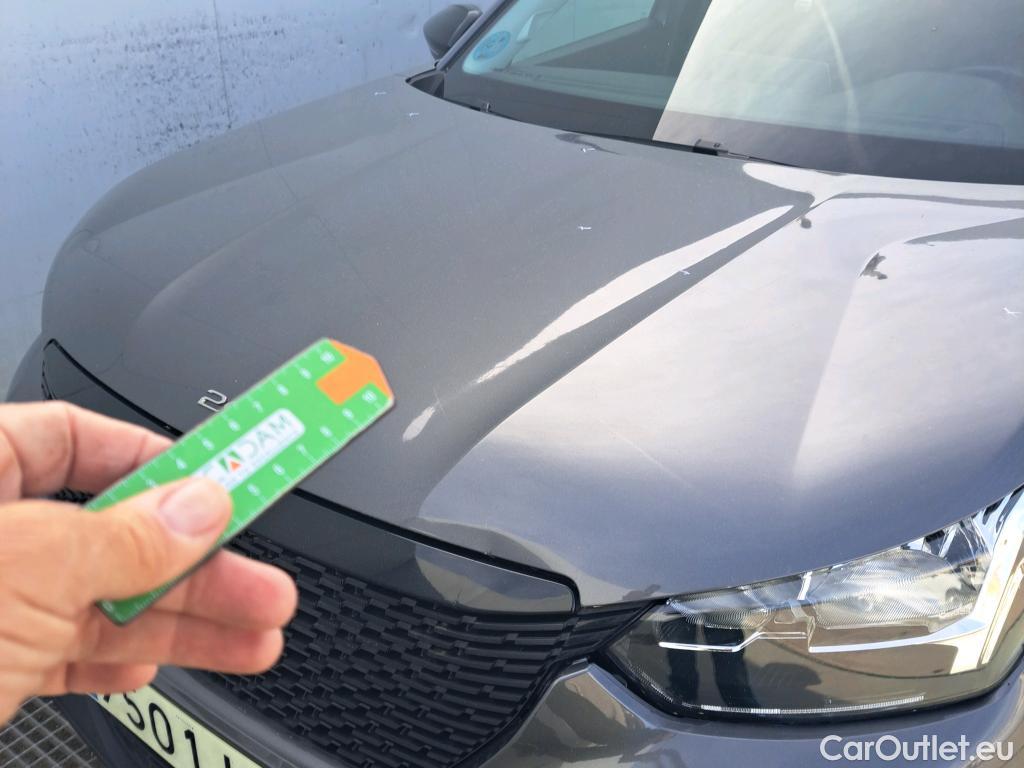  Peugeot  2008 PEUGEOT  / 2019 / 5P / todoterreno Active BlueHDI 81kW (110CV) #17