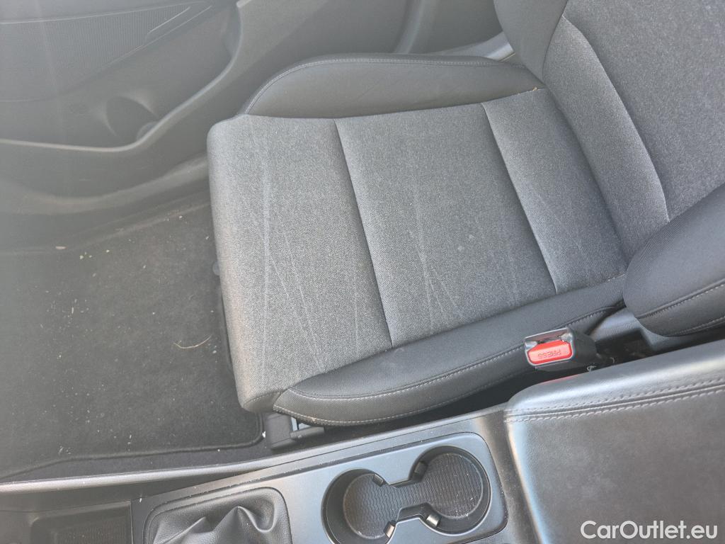  Hyundai  Tucson HYUNDAI  / 2018 / 5P / todoterreno 1.6 CRDI 85kW (116CV) 48V SLE 4X2(SP)(SL) #1