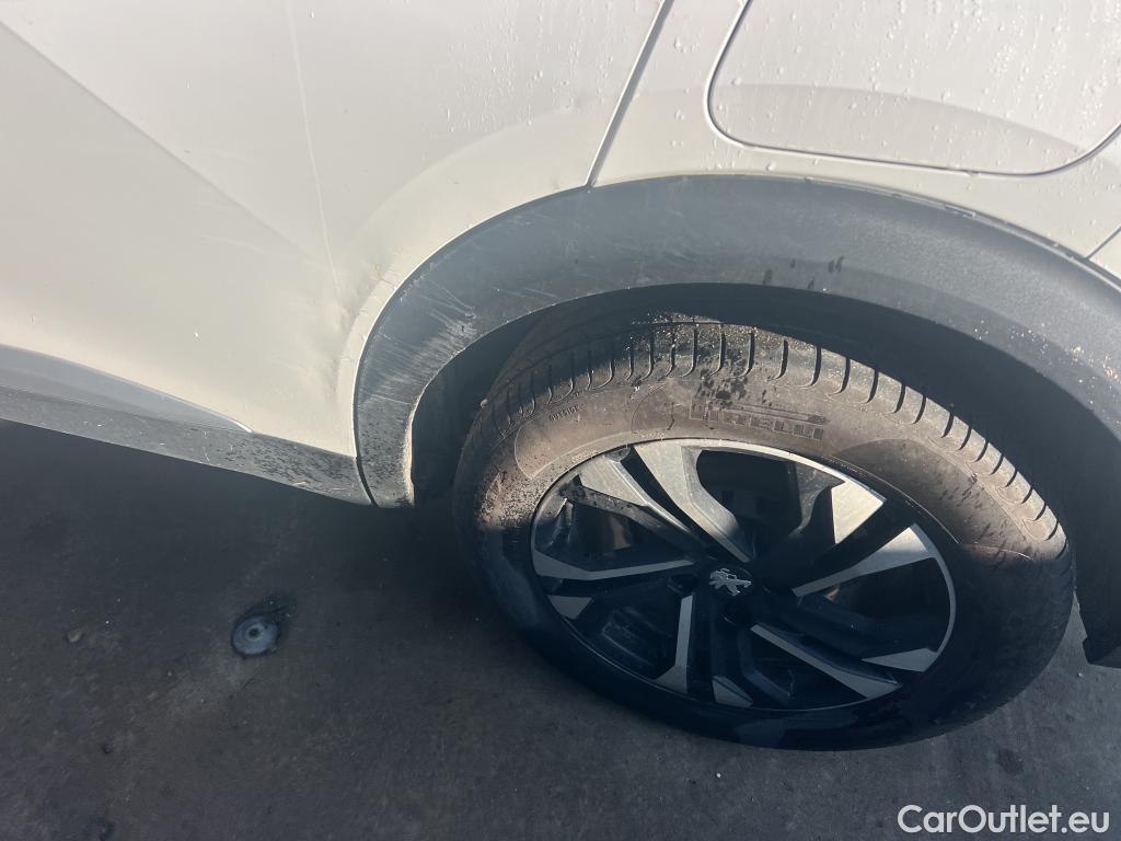  Peugeot  2008 PEUGEOT  / 2019 / 5P / todoterreno Allure Pack BlueHDI 81kW (110CV) (AC) #15