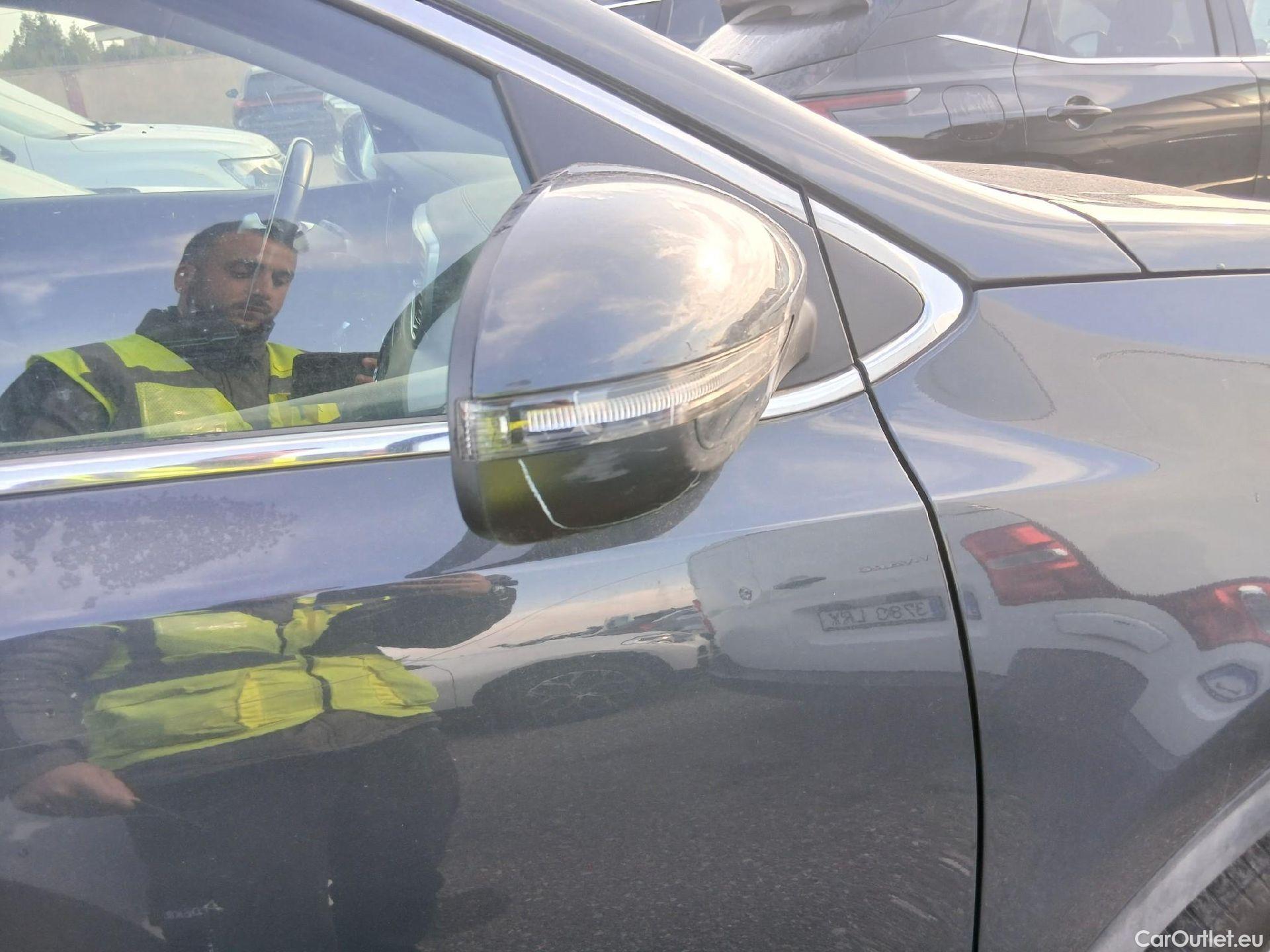  KIA  Sportage KIA  1.6MHEV Drive 100kW(136CV) 4x2(Crist Tintados)(CX) #25