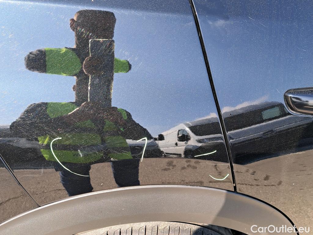  Peugeot  2008 PEUGEOT  / 2019 / 5P / todoterreno Active BlueHDI 81kW (110CV) #23