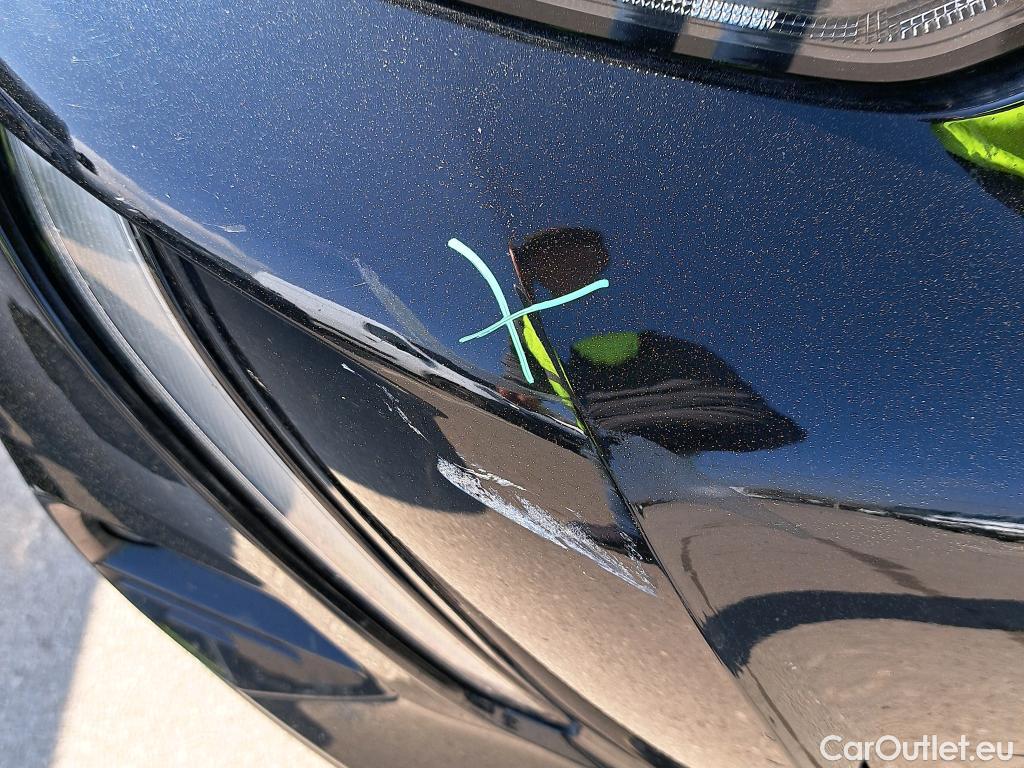  Peugeot  2008 PEUGEOT  / 2019 / 5P / todoterreno Active BlueHDI 81kW (110CV) #28